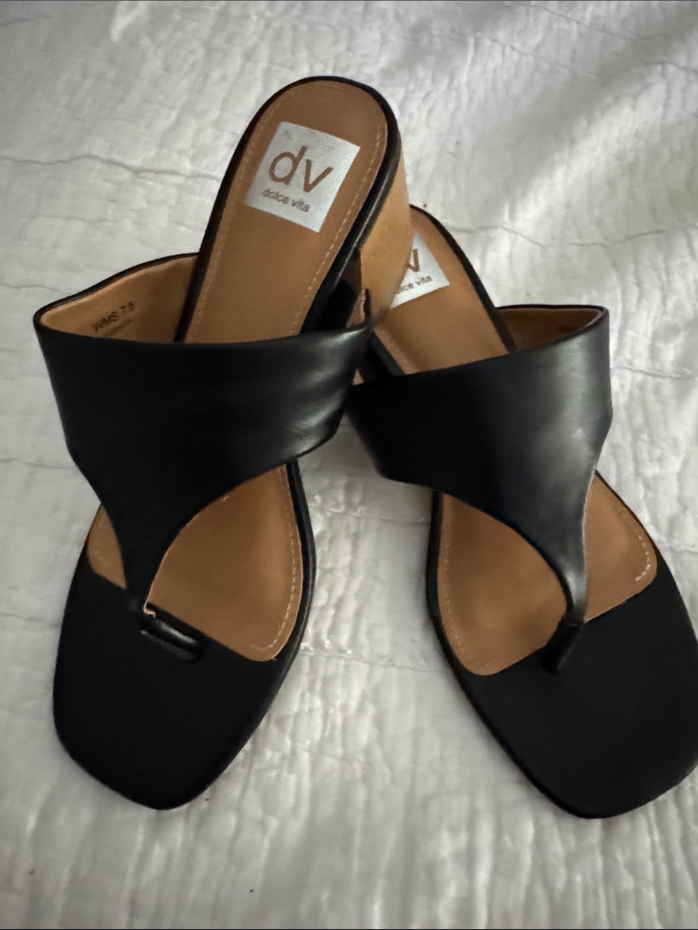 DV by Dolce Vita Black Leather Toe-Loop Slide Mules